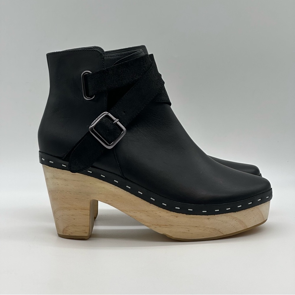 Free People Bungalow Clog Booties. Sz. 9